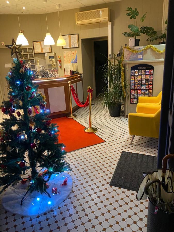 Hotel De Thau Mèze Екстериор снимка