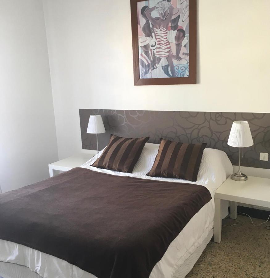 Hotel De Thau Mèze Екстериор снимка